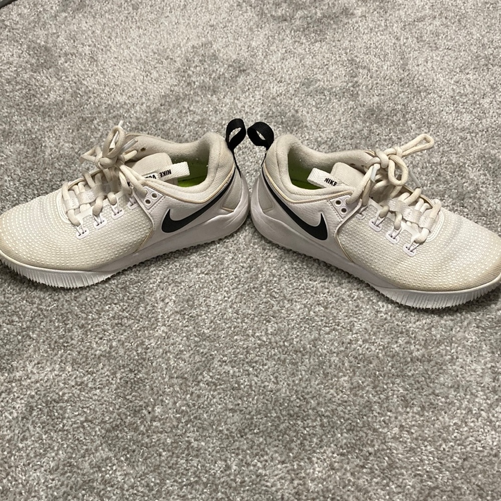 Girls volleyball shoes